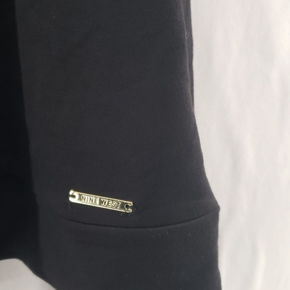 Nine West Black Knit top Medium cold Shoulder (AL) - Picture 3 of 8